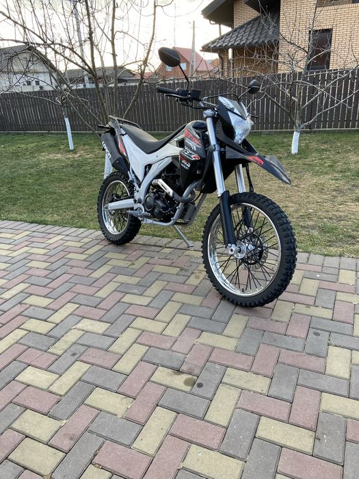 Продам лонкін 250