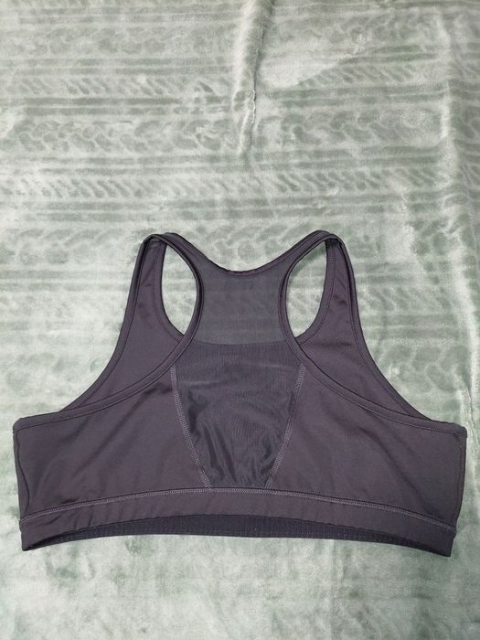 жіночий спортивний топ puma