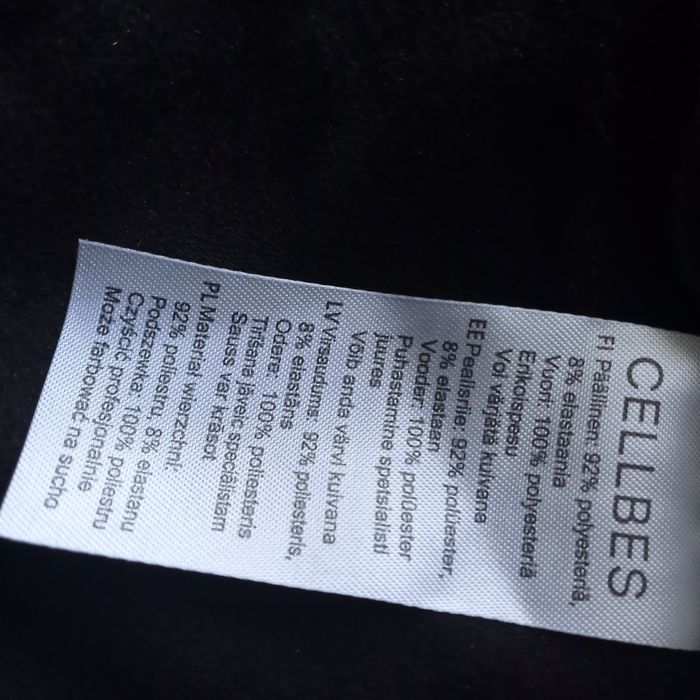 Kurtka damska duża z frędzlami, czarna Cellbes 56