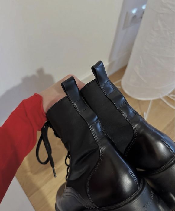 Шкіряні чоботи від Prada Оригінал
