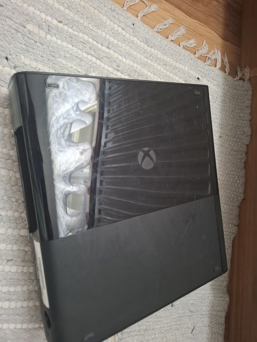 Konsola xbox 360 | 2 pady kinect