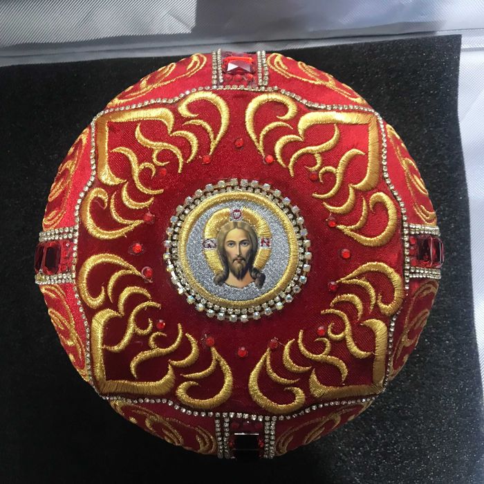 Мітра нова для священика