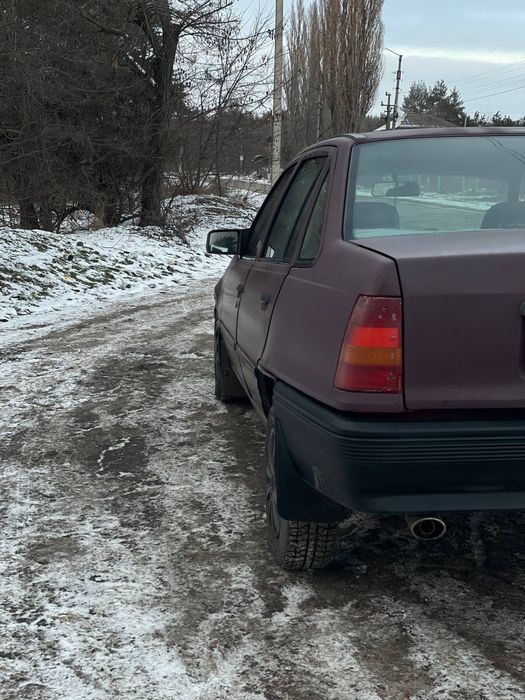 Продам опель кадет