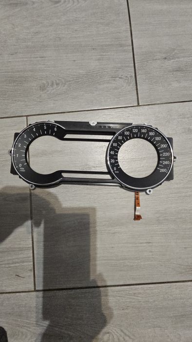 Ramka licznika Mondeo Mk5. Diesel