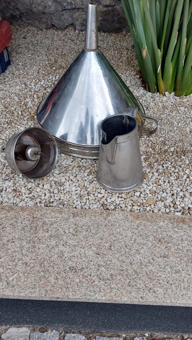 Equipamento de engarrafamento de vinho