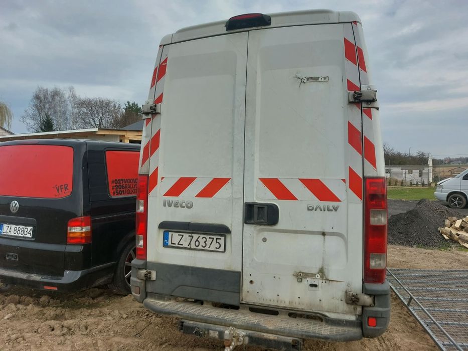 Drzwi boczne,przednie iveco daily 2012,maska,blotnik,zderzak,reflektor