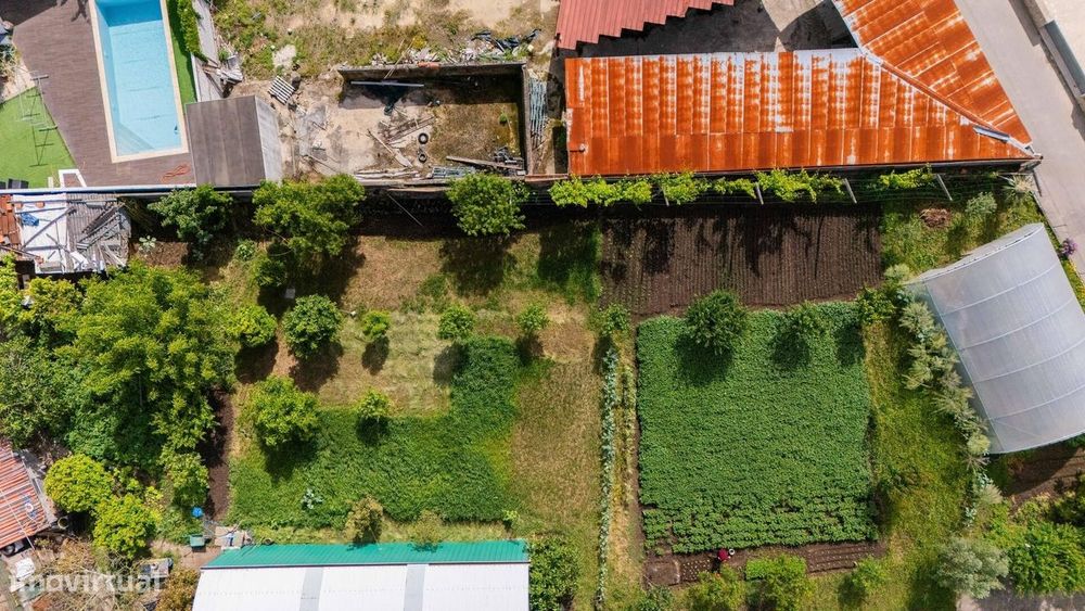 Lote de terreno para construção com 1059 m2 em Grimancelos, Barcelos