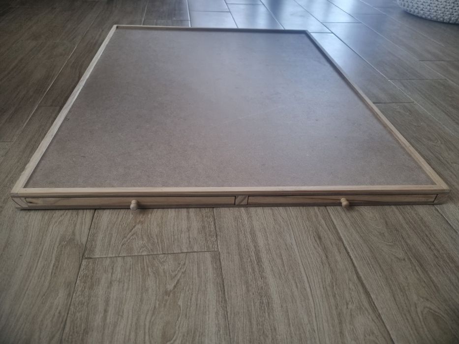 Duża drewniana tablica do układania puzzli