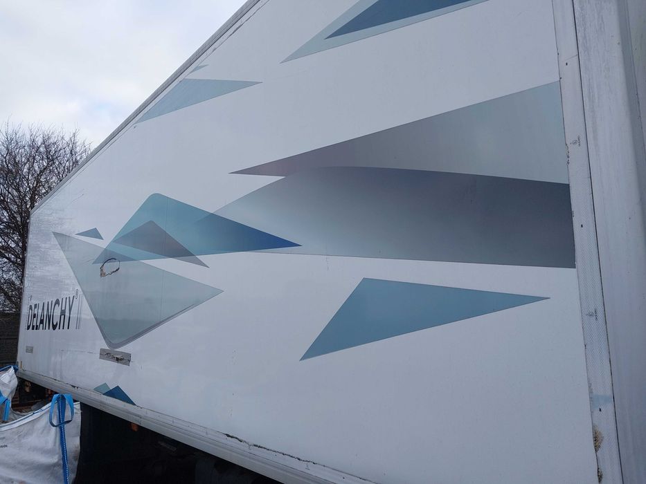 Kontener chłodnia magazyn dł 8,5m wys 2,3m rama 88cm