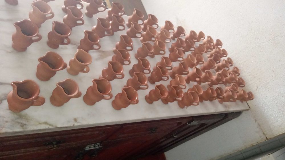 Conjunto de Peças de Loja de Olaria