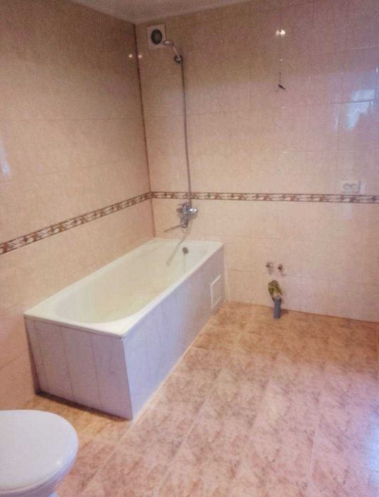 Здається в довготривалу оренду затишний будинок - камін, WI-FI