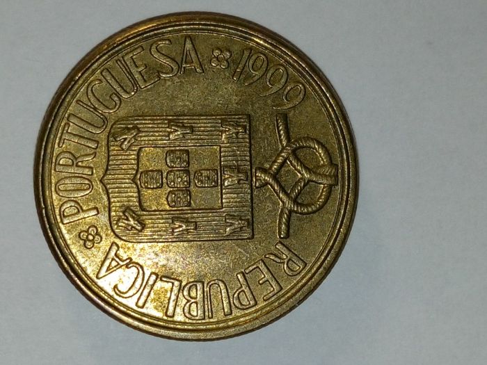 Moedas de 5$00 escudos Latão-Níquel