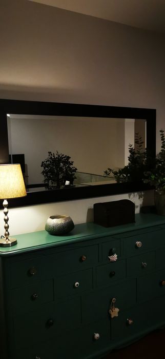 Espelho castanho escuro