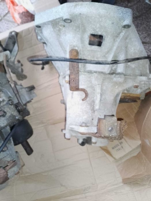 Clássicos Antigos Fiat 127 caixa 5