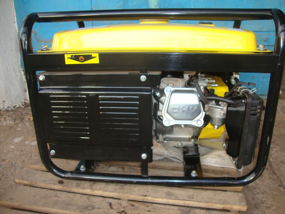 Бензогенератор FIRMAN SPG3000