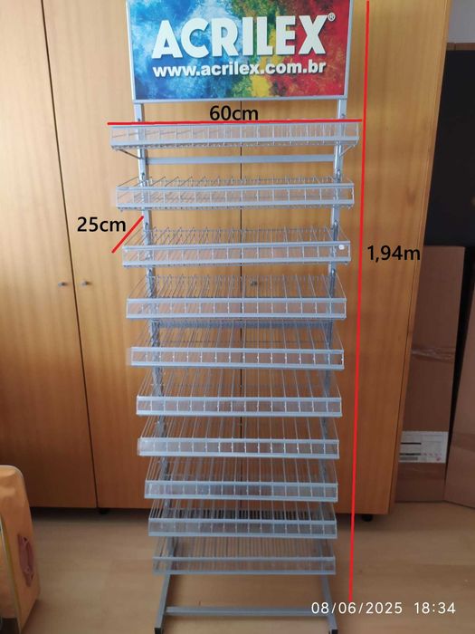 Expositor de tintas Acrilex