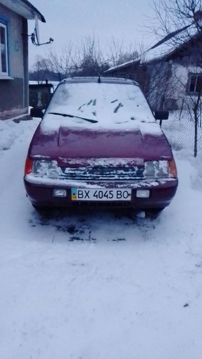 Продам Заз 1103 мотор працює заводити рік 2000