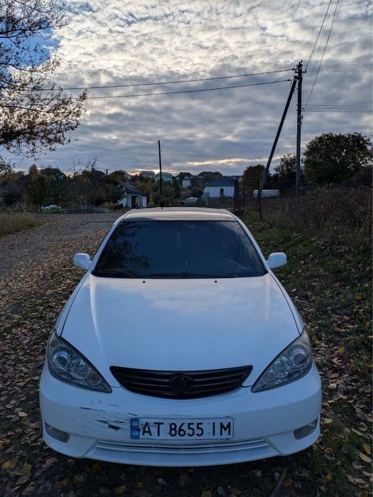 Продам своє авто Тойота Кемрі 30