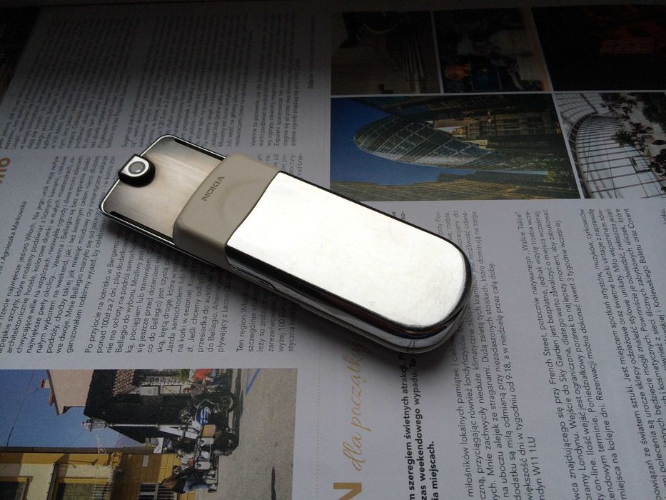 Nokia 8800 Sirocco Aston Martin