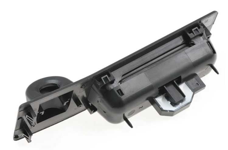 Puxador tampa mala BMW E82 E88 F22 F23 E90 E91 E92 E93 F30 F31 F34 F32 F33 F36 E60 E61 F10 F11 E84 F48 F25 F26 E70 F15 E71 E72 F16 a partir de €12,50