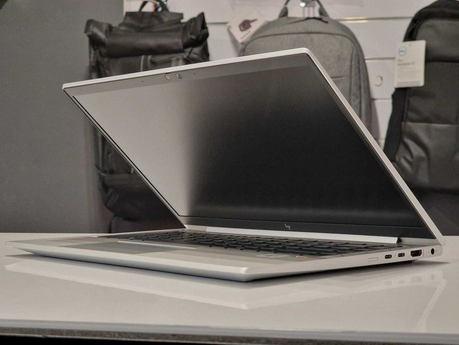 LAPTOP HP Premium Core i5| 14-FHD | 16GB | 512GB | Win11Pro| TORBA