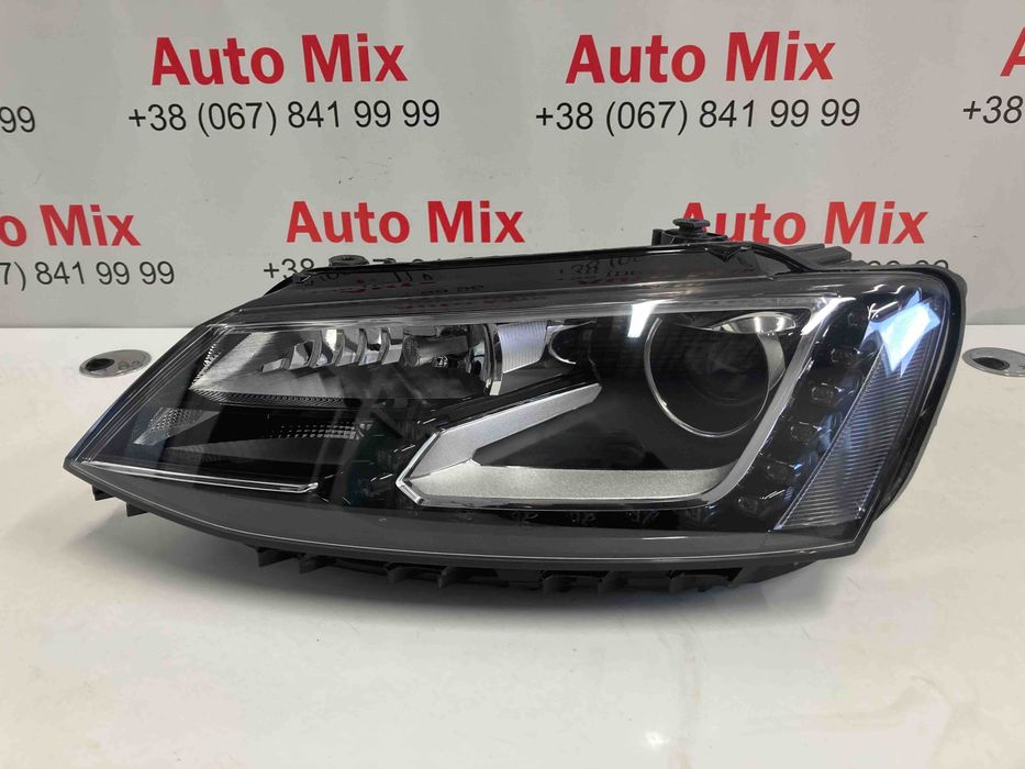 Фара Volkswagen Jetta xenon Led Lift 5C7941751E