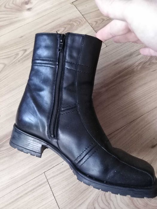 Skórzane botki damskie.