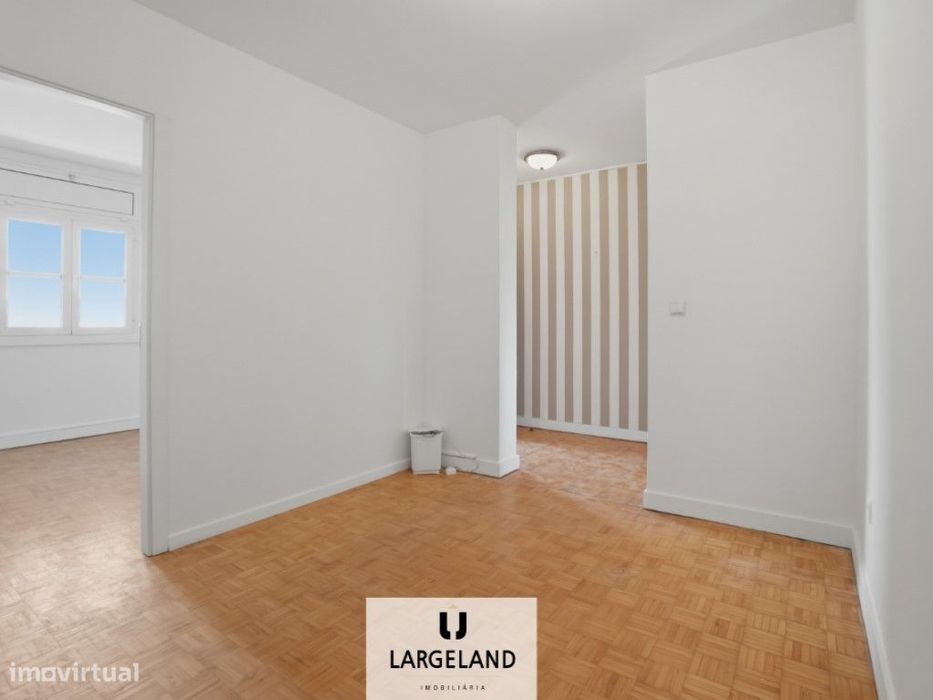Imovel T4 para investimento