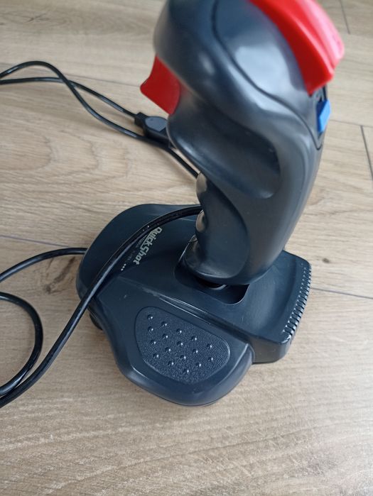 Joystick QuickShot Python mikrostyk
