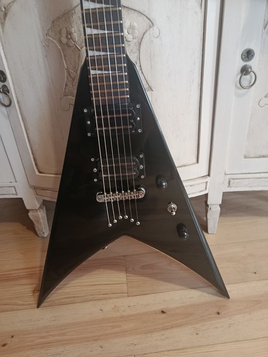 Guitarra Jackson King V - Com bag