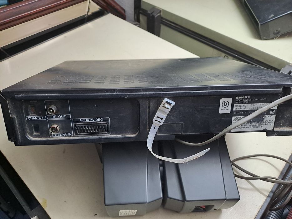 Leitor VHS  Sharp
