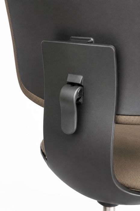 Cadeira Vitra modelo Rookie