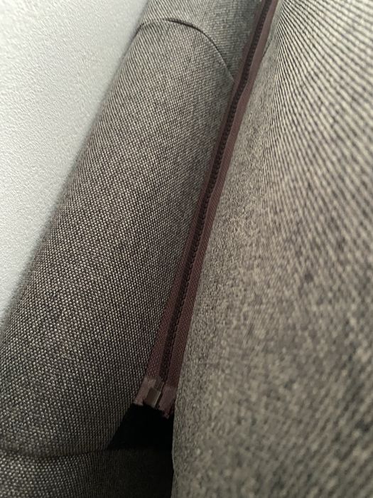 Sofá cinza Conforama – 2 módulos com chaise longue