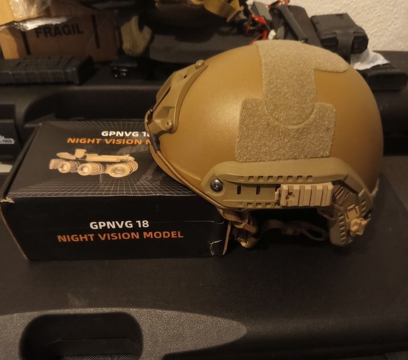 Airsoft visão noturna  e capacete