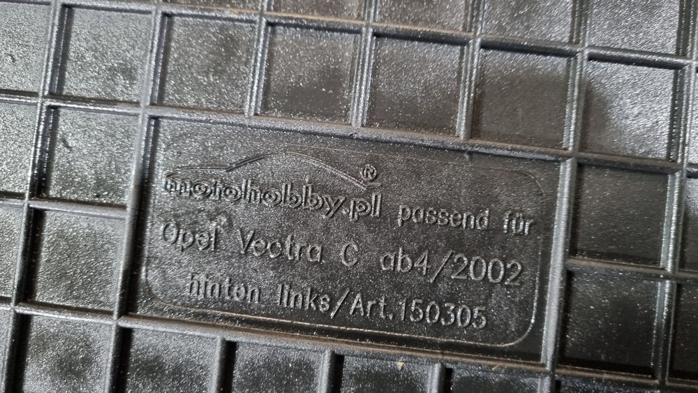 Dywaniki gumowe gumy oryginal opel GM vectra c signum komplet stopery