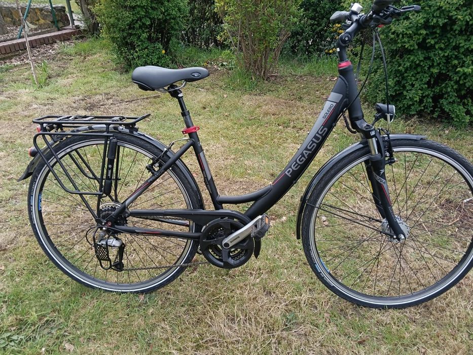 Sprzedam rower Pegasus miejski trekingowy  koła  28