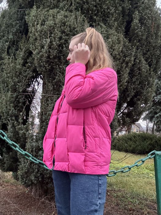 Жіноча куртка яскрава