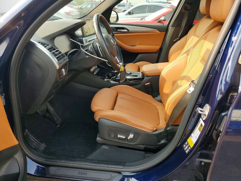BMW X3 2021 року з США