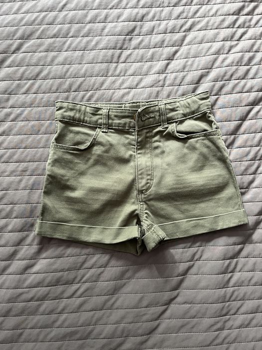 H&M krótkie spodenki dla dziewczynki w rozmiarze 134