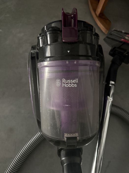 Aspirador russel hobbs