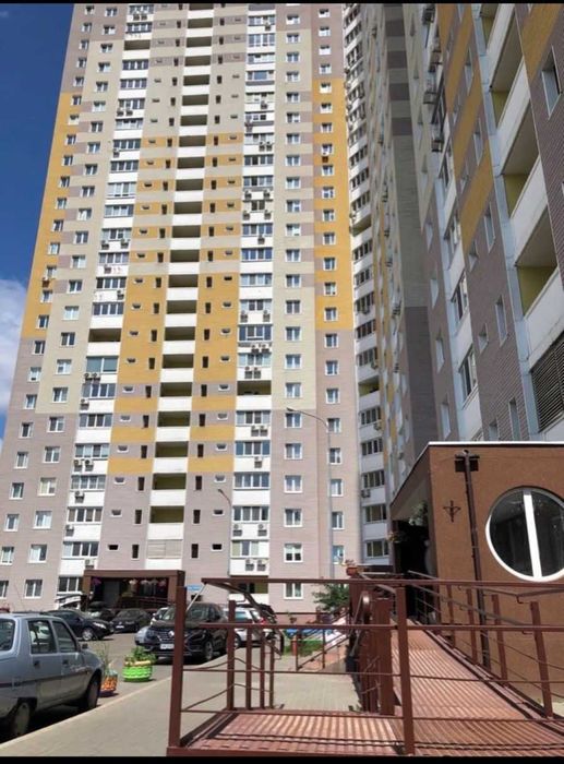 Сдам 2-ух комнатную квартиру в новом доме, проспект Науки,55-А.