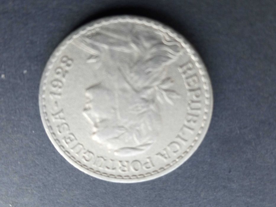 1 moeda de 1$00 1928 alpaca em muito bom estado rara ver foto