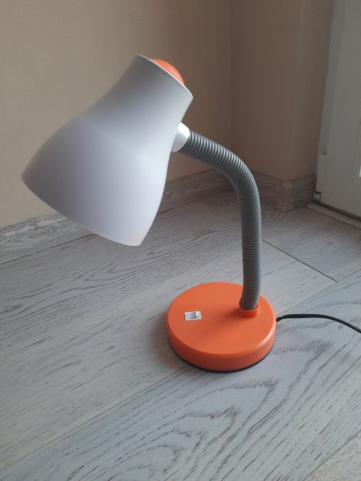 Lampka nocna na biurko