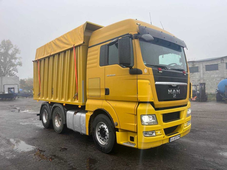Самосвал MAN TGX 26.540