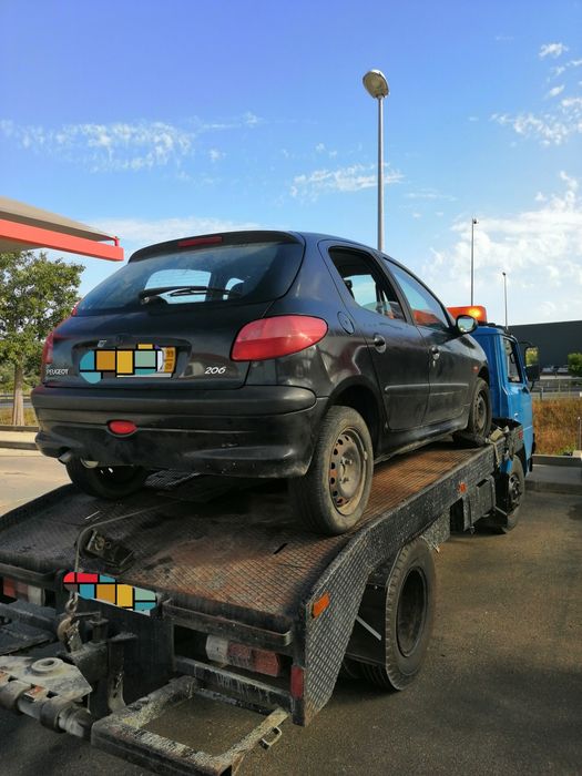 Peugeot 206 1.2 gasolina para peças ano 1999 todas as peças disponívei