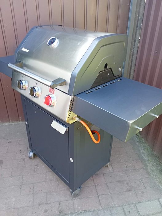 Duży grill gazowy