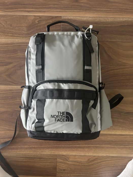 Plecak szkolny wodoodporny the north face stan idealny