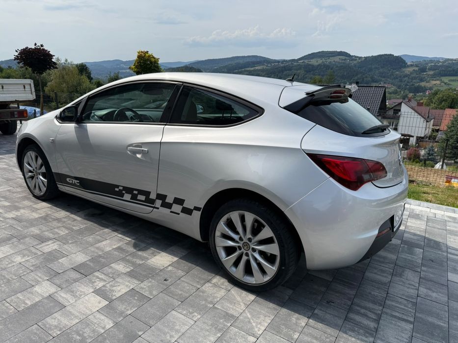 Opel Astra GTC  Super stan!