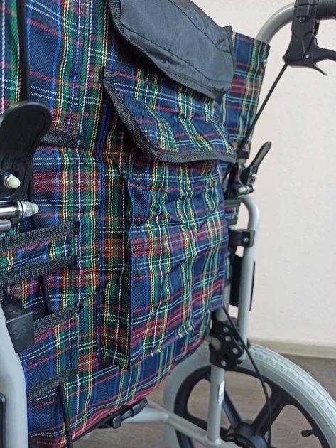 Крісло-каталка інвалідна TAW907LABH