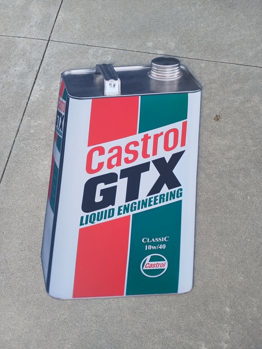 Chapa reclame 70 cm de altura  óleo castrol